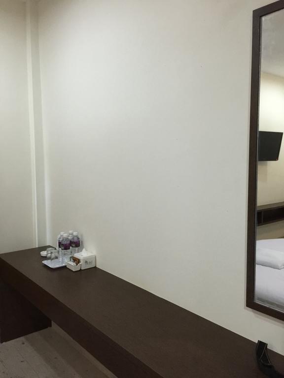 Redlink Hotel