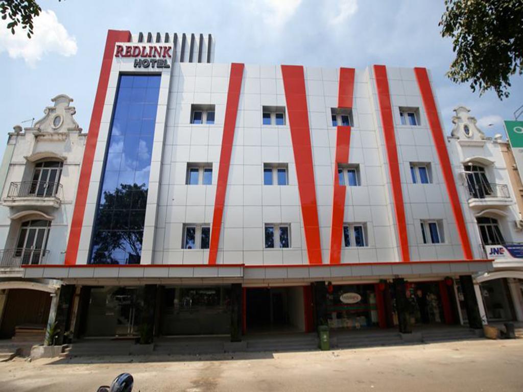 Hotel Redlink Batam