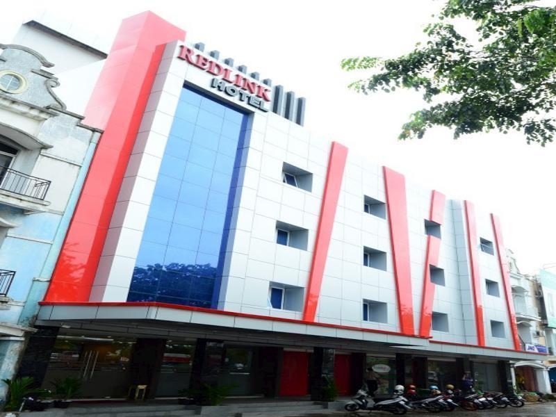 Hotel Redlink Batam