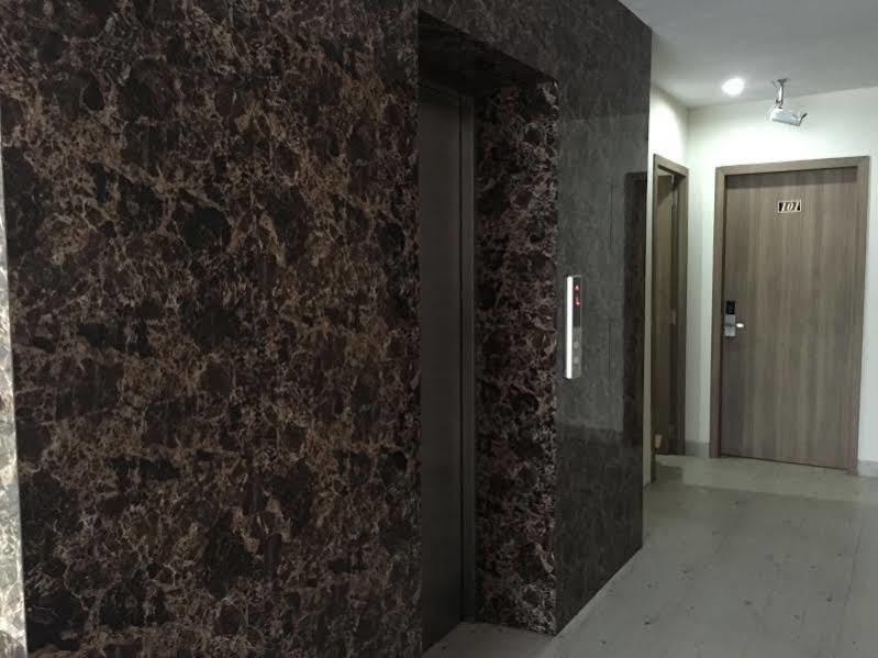 Redlink Hotel *