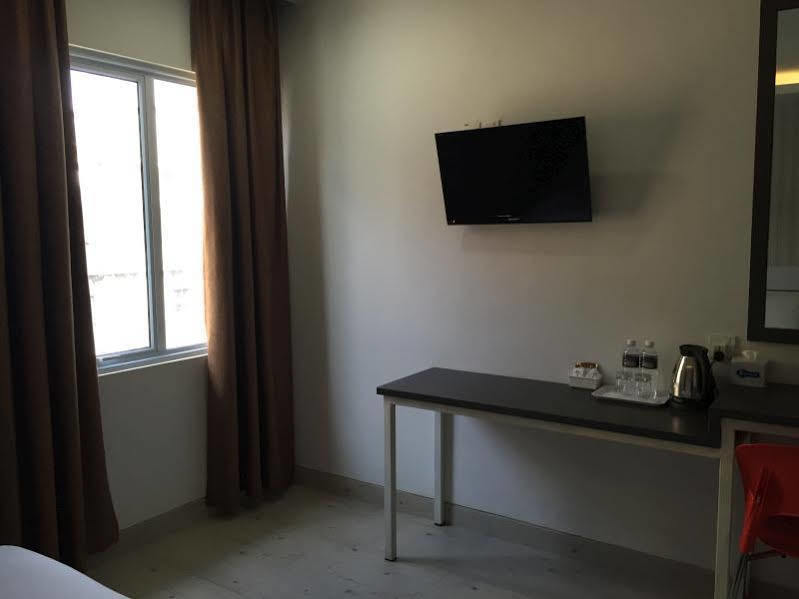 Hotel Redlink Batam